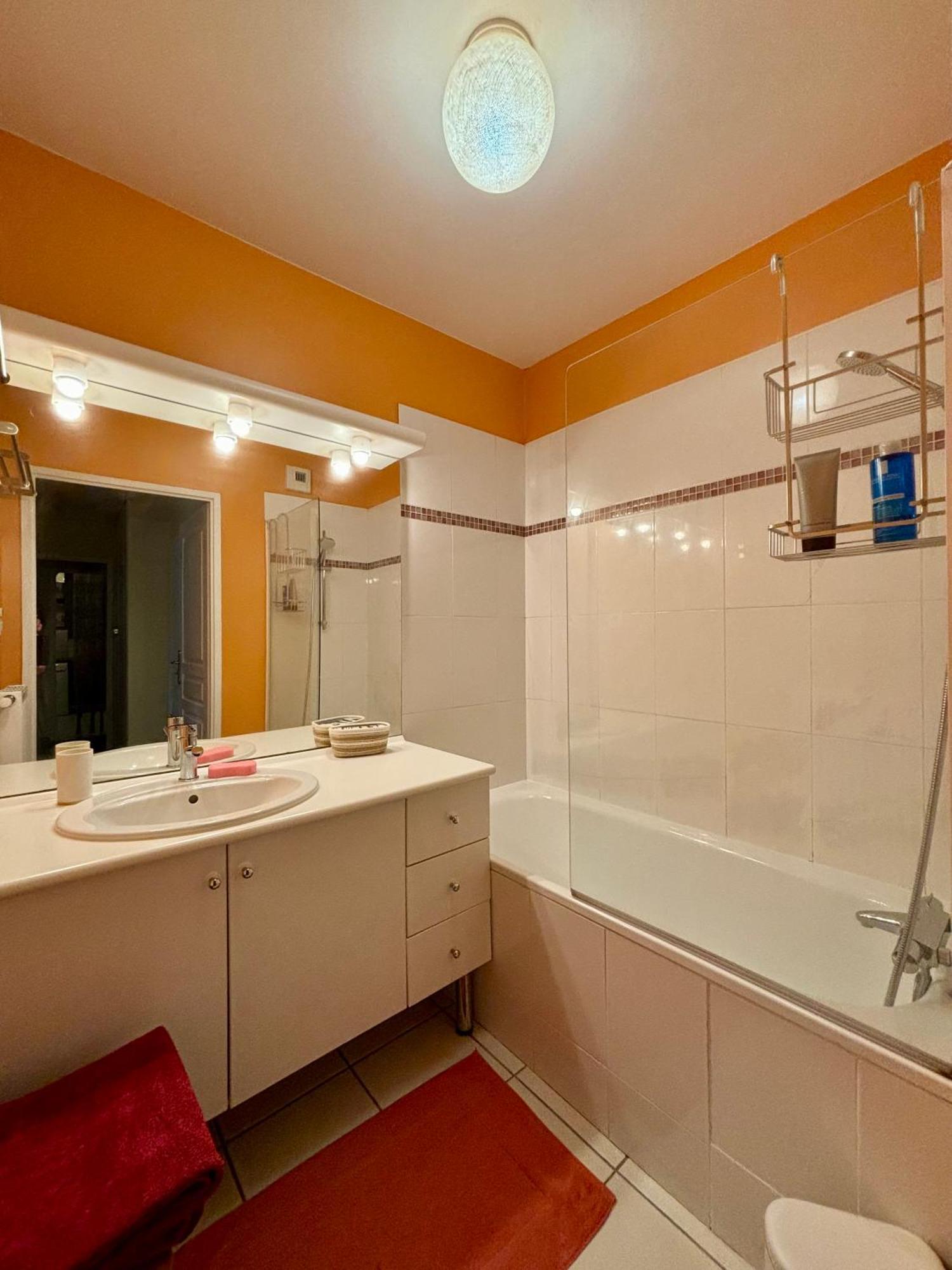 בסאנקון Appartement Proche Centre Parking & Terrasse מראה חיצוני תמונה